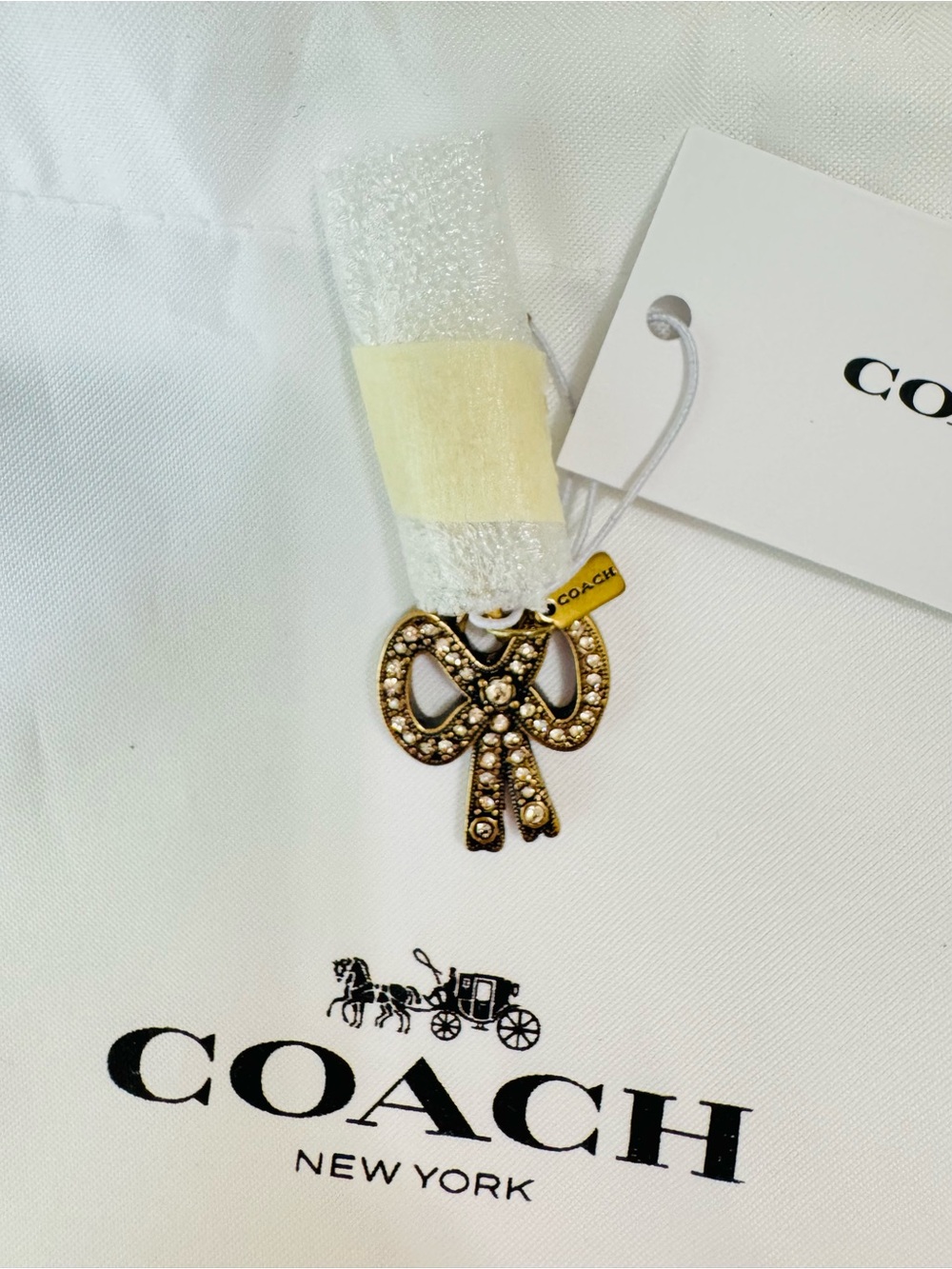 Coach CCX80 DIY Crystal Bow Charm Rhinestone Bag Charm NWT - Picture 8 of 9
